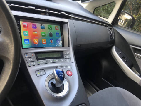 2012 Toyota Prius Two