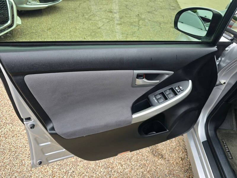 2014 Toyota Prius Two
