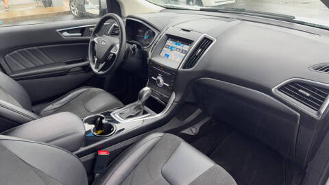 2017 Ford Edge Sport