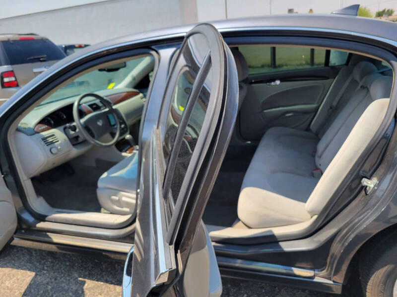 2011 Buick Lucerne CX