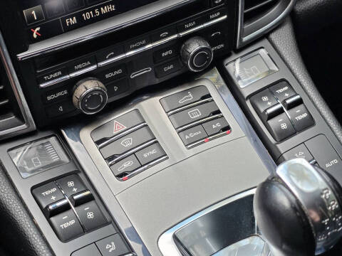 2015 Porsche Panamera S E-Hybrid