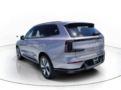 2026 Volvo EX90 Plus