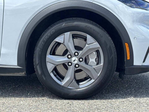 2023 Ford Mustang Mach-E Select