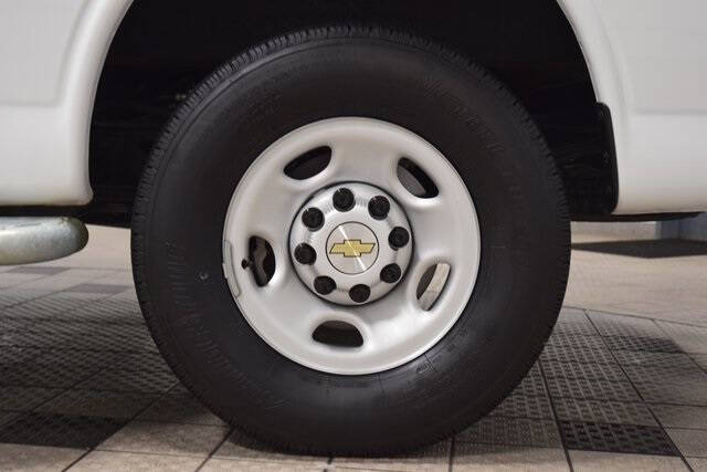 2024 Chevrolet Express 2500