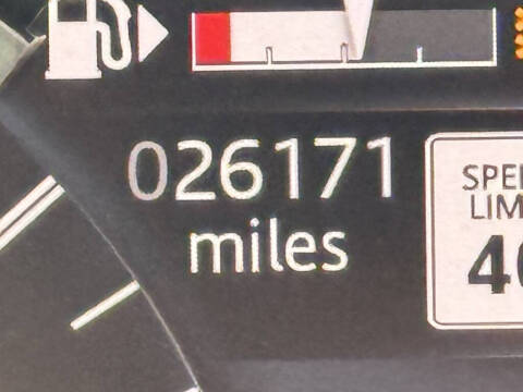 2023 Land Rover Discovery P300 S R-Dynamic