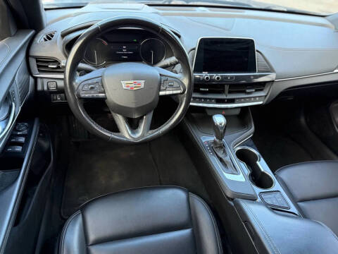 2021 Cadillac CT4 Luxury