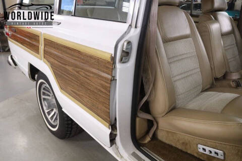 1990 Jeep Grand Wagoneer