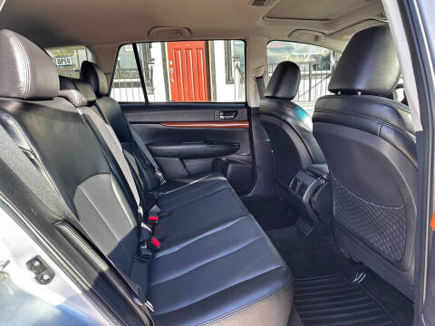 2013 Subaru Outback 2.5i Limited