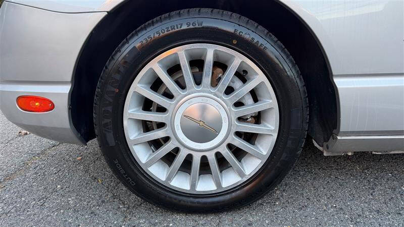 2004 Ford Thunderbird Deluxe