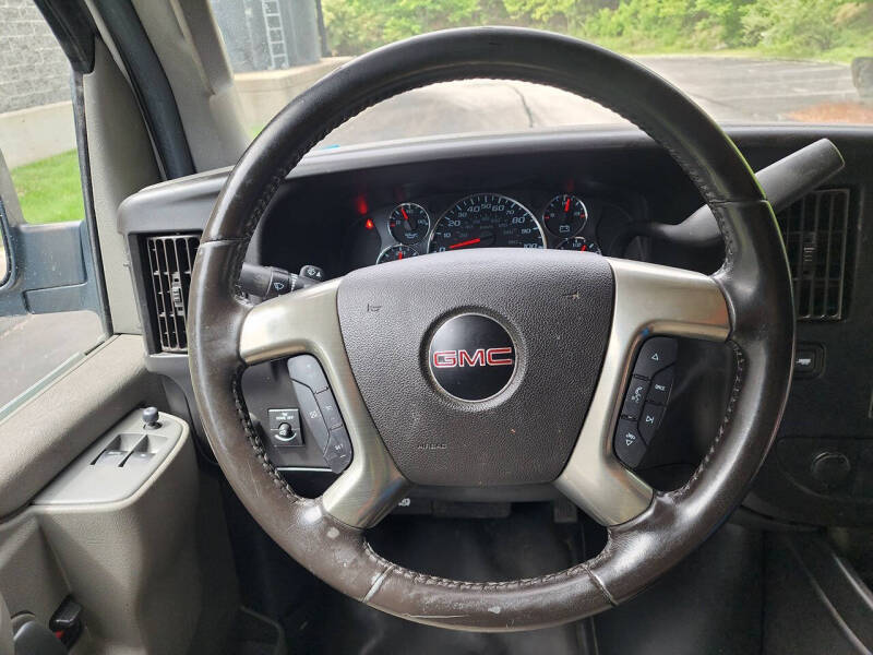 2019 GMC Savana 2500