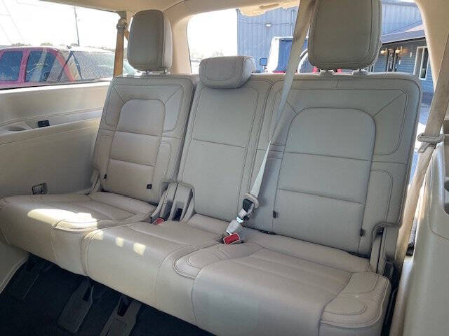 2019 Lincoln Navigator L Select