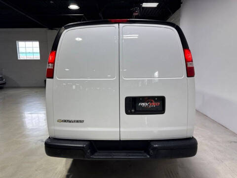 2020 Chevrolet Express 2500