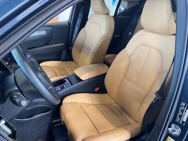 2022 Volvo XC40 T5 Inscription