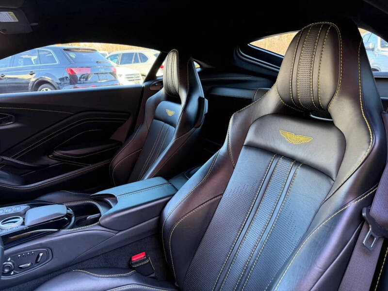 2019 Aston Martin Vantage