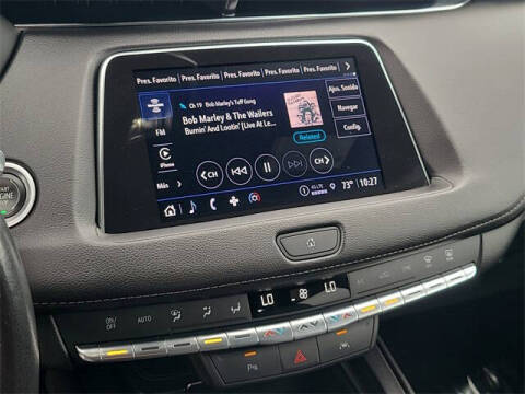 2023 Cadillac XT4 Premium Luxury