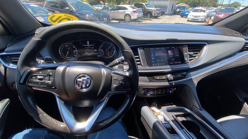 2022 Buick Enclave Premium
