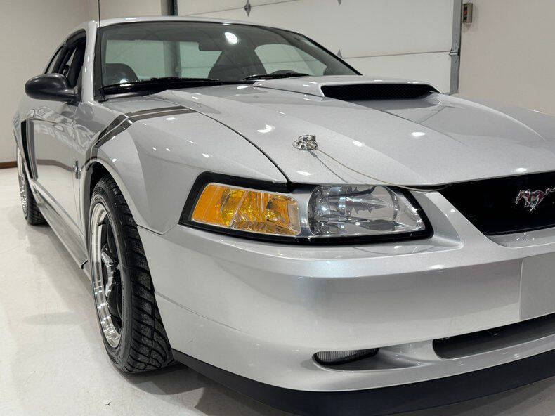 2000 Ford Mustang