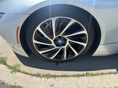2016 BMW i8