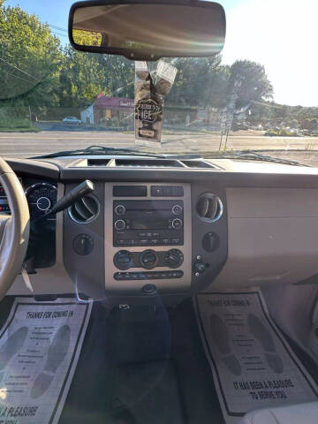 2011 Ford Expedition EL XL