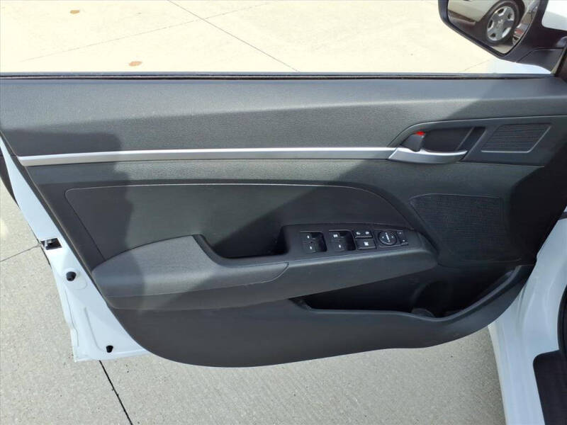 2019 Hyundai Elantra