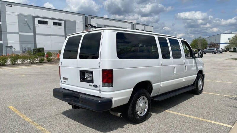 2013 Ford E-Series E-350 SD