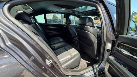 2012 BMW 7 Series