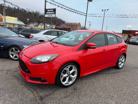 2013 Ford Focus for sale at SOUTH FIFTH AUTOMOTIVE LLC in Marietta OH