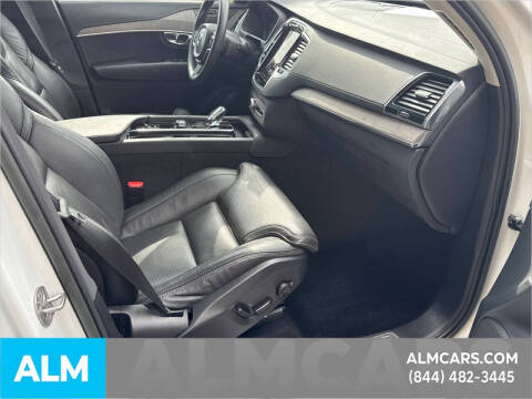 2023 Volvo XC90 B6 Ultimate Bright Theme 7P