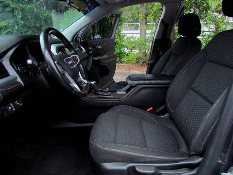 2019 GMC Acadia SLE-1