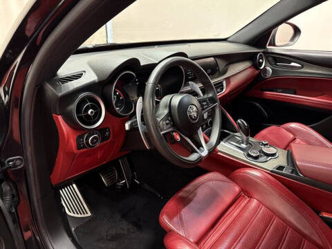 2018 Alfa Romeo Stelvio Ti Sport