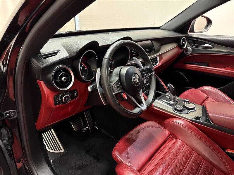 2018 Alfa Romeo Stelvio Ti Sport