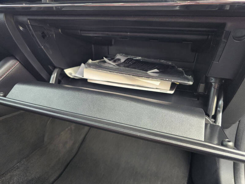 2024 Mazda Mazda3 Sedan 2.5 S Carbon Edition