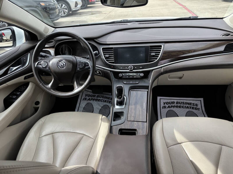 2017 Buick LaCrosse Essence