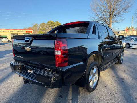 2013 Chevrolet Avalanche LT Black Diamond