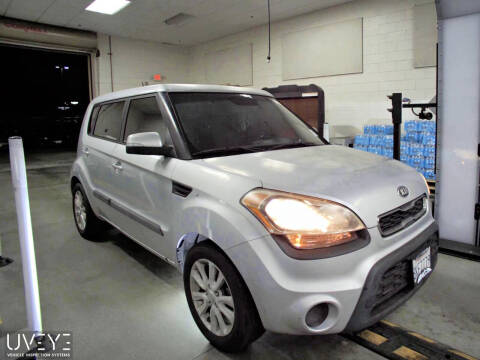 2013 Kia Soul +