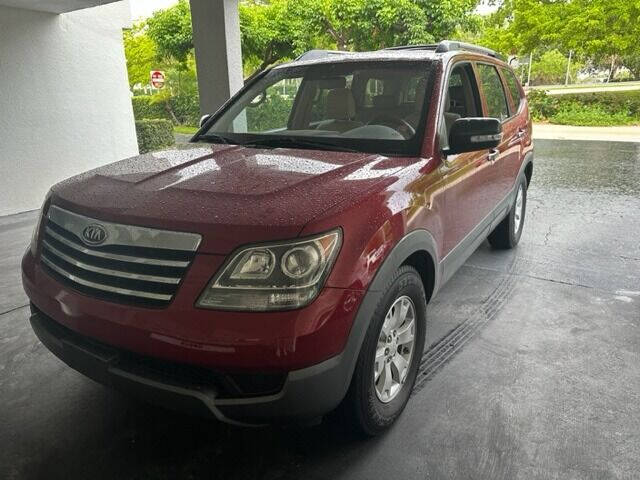 2009 Kia Borrego for sale at KING PARTNERS LLC in West Palm Beach FL