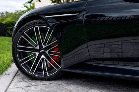 2024 Aston Martin DB12 V8