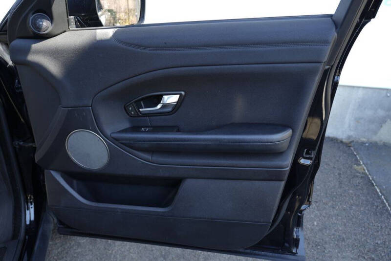 2019 Land Rover Range Rover Evoque SE
