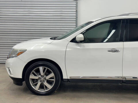 2014 Nissan Pathfinder Platinum