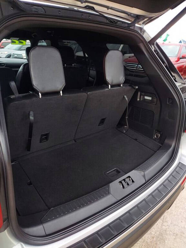 2022 Ford Explorer ST-Line