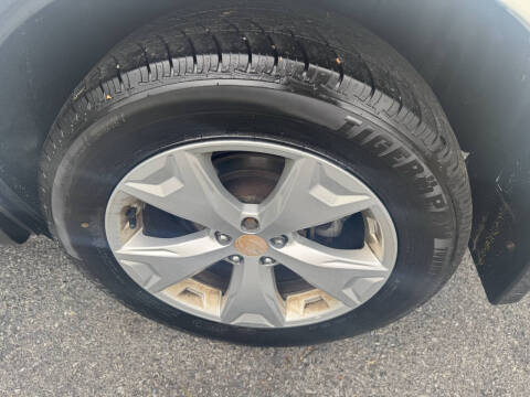 2015 Subaru Forester 2.5i