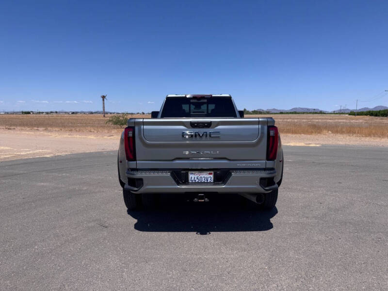 2024 GMC Sierra 3500HD Denali Ultimate