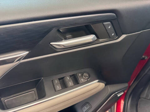2024 GMC Acadia Elevation