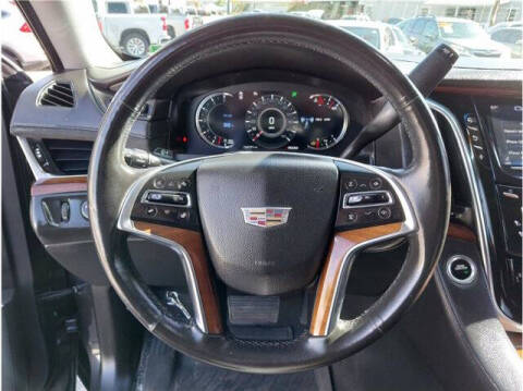 2016 Cadillac Escalade ESV Luxury Collection