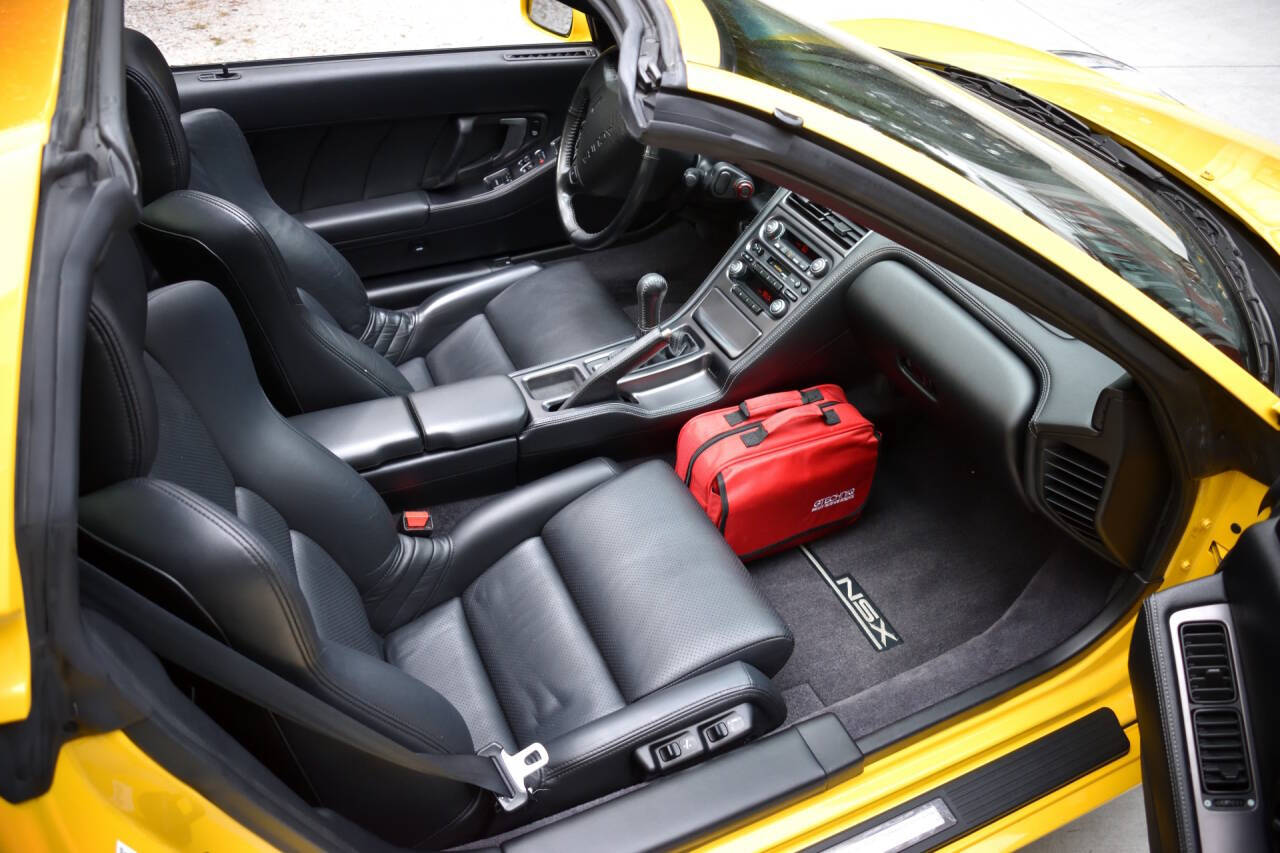 2002 Acura NSX 22