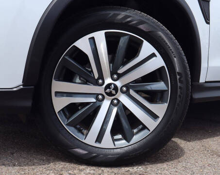 2024 Mitsubishi Outlander Sport S