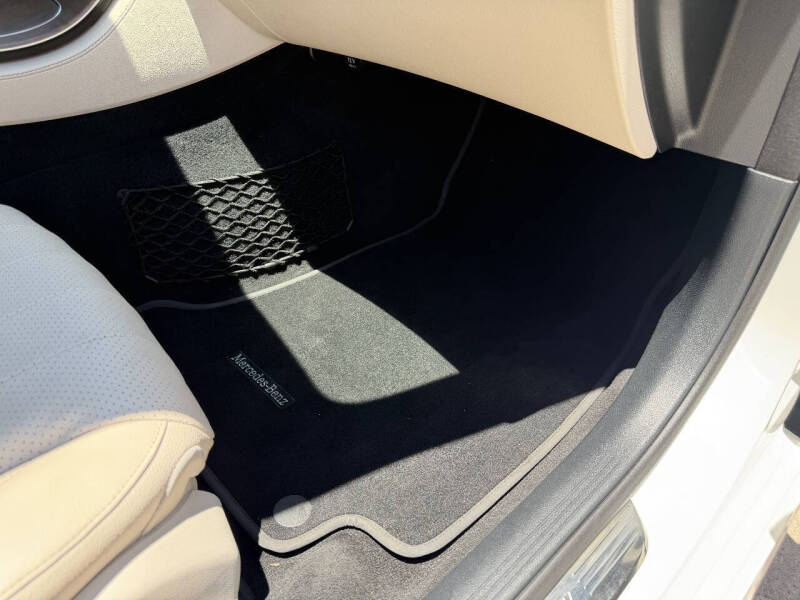 2019 Mercedes-Benz E-Class E 300