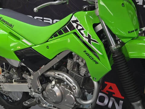 2025 Kawasaki KLX 140R