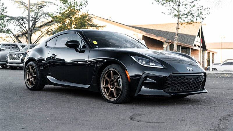 2024 Toyota GR86 Premium