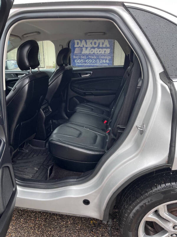 2017 Ford Edge Titanium